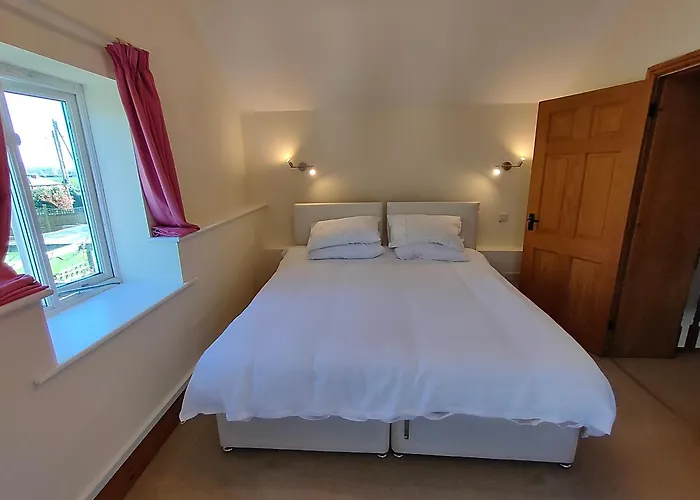 Kinton Grange Snug